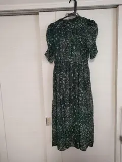 オリーブデオリーブ　グリーン花柄ロングワンピース サイズF