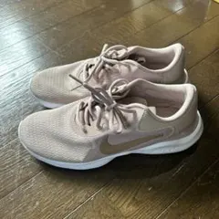 Item thumbnail for item f62db1f3-b7b2-4db9-97c4-fde24d9b7619