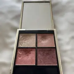 suqqu シグニチャーカラーアイズ　04 純撫子