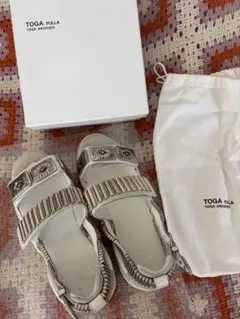 TOGA PULLA メタルサンダルスニーカー ホワイト　size39希少サイズのサムネイル