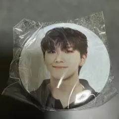 ウナク　缶バッジ