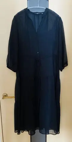 UNIQLO ドットシースルーワンピース