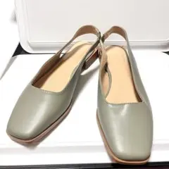 GUバックベルトスクエアパンプス【美品】