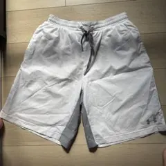 Under Armour ホワイト ショートパンツ L/G