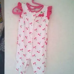 カーターズのさくらんぼ柄♡ロンパース