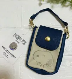 スヌーピー　ストラップ付き　ミニポーチ