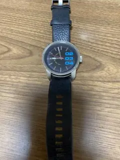 diesel メンズ　アナログ時計 黒 レザー