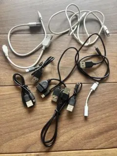 USB充電ケーブル 複数セット 白・黒