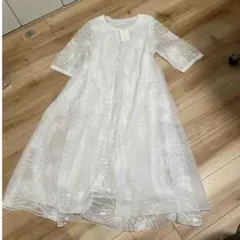 ホワイトフラワーパターンロングドレス