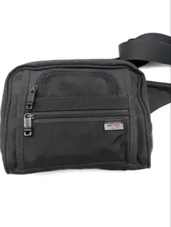 TUMI トゥミ ウエストバッグ ボディバッグ ナイロン 黒　長さ調整ありのサムネイル
