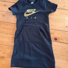 NIKE ブラック 半袖ワンピース 116-122㎝ 裏起毛
