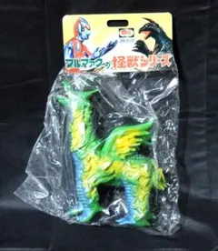 ★ 未開封 バンダイ ブルマァク B-CLUB ドドンゴ 蓄光バージョン Yahoo!オークション -「ドドンゴ ブルマァク」の落札相場・落札価格
