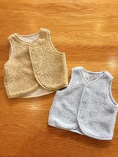 UNIQLO ベビーベスト 2点セット リバーシブル　60