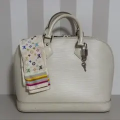ルイヴィトン　エピ　アルマPM イヴォワール