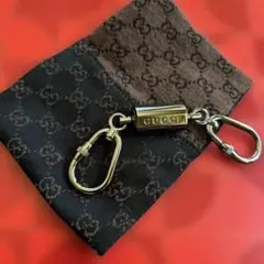 付属品完備❗️新品保管品✨グッチ　キーホルダー　カラビナ　黒パンチングレザーGG 2026年最新】gucci カラビナの人気アイテム - メルカリ