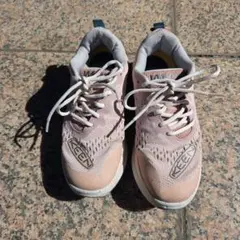 KEEN WK400 スニーカー ピンク２５センチのサムネイル