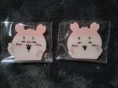 ちいかわ カニちゃん古本屋 アクリルバッジ 2個セット