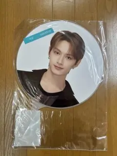 follow うちわ JUN ジュン