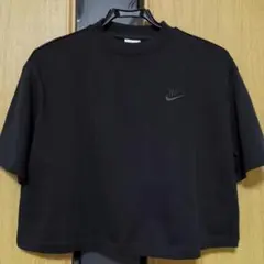 値下げ！新品 タグ付き NIKE ナイキ クロップドTシャツ