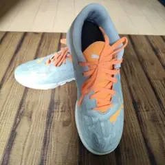 ⑤Puma サッカートレーニングシューズ