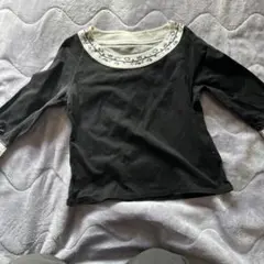 ブラック 長袖 トップス 襟装飾