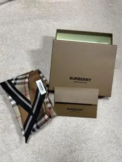 BURBERRY チェック柄スカーフ