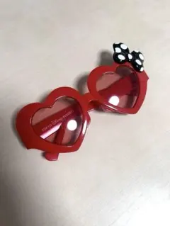【ディズニー公式】ミニーマウス ハート型サングラス（赤）