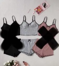 SHEIN リブニットキャミソール＆ショートパンツセット セットアップのサムネイル