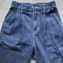 デニムパンツ