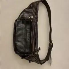 ボディバッグ レザー