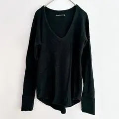 Abercrombie & Fitch ブラック Vネック XS アバクロ 長袖