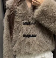 ZARA フェイクファーショートコート