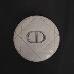 Dior フォーエヴァー クチュール ルミナイザー