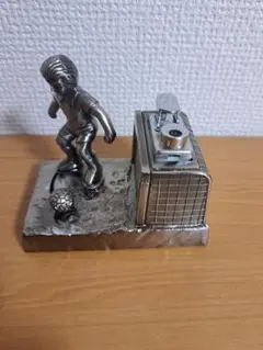 サッカー選手 フィギュア　金属製　オイルライター