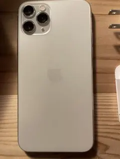 か*な様 [極美品]Apple iPhone 12ProMAX シルバー SIM - メルカリ