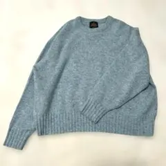 グリーン ニット