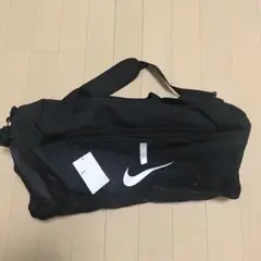 Nike ブラック ボストンバッグ　19.5L