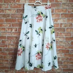Andemiu◎花柄 フレアスカートのサムネイル