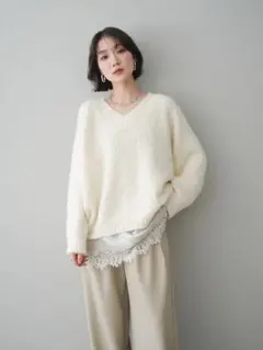最終値下げ‼️Lumiere Vネックスラブニットプルオーバー/IVORYのサムネイル
