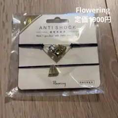 新品未使用　半額以下　Flowering ヘアアクセ　ビジュ　ゴールドのサムネイル