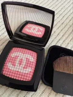 限定完売品 CHANELペルルエファンテジーフェイスパウダー ＆アイ