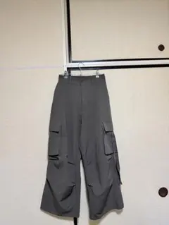 カーゴパンツ ワイドシルエット グレーのサムネイル