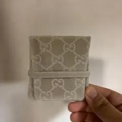 グッチ　アクセサリーポーチ　ケース　ベロア
