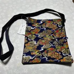 新品　着物リメイク風　和風　扇子柄ネイビーショルダーバッグ 　着物ｘデニム