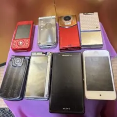 ジャンク品 携帯電話本体セット 多機能折りたたみ式　　８台のサムネイル