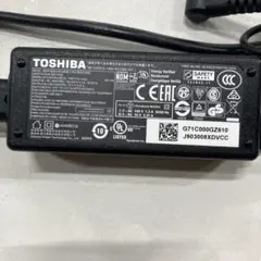 TOSHIBA 電源アダプター G71C000GZ610 19V 3.42A
