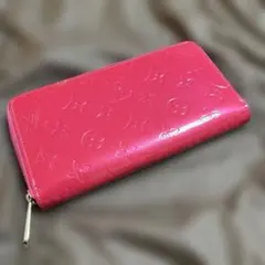 Louis Vuitton ヴェルニ ジッピーウォレット 長財布のサムネイル