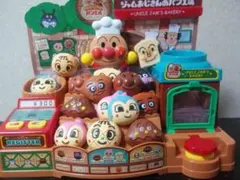 ジャムおじさんのやきたてパン工場　アンパンマン かまどでやこう♪