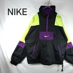 【美品】NIKE　ナイロンプルオーバー　ハーフジップ　銀タグ　両面刺繍　ナイキ