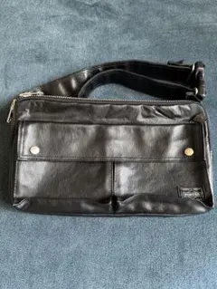値下げ　PORTER ブラックレザー ボディバッグ